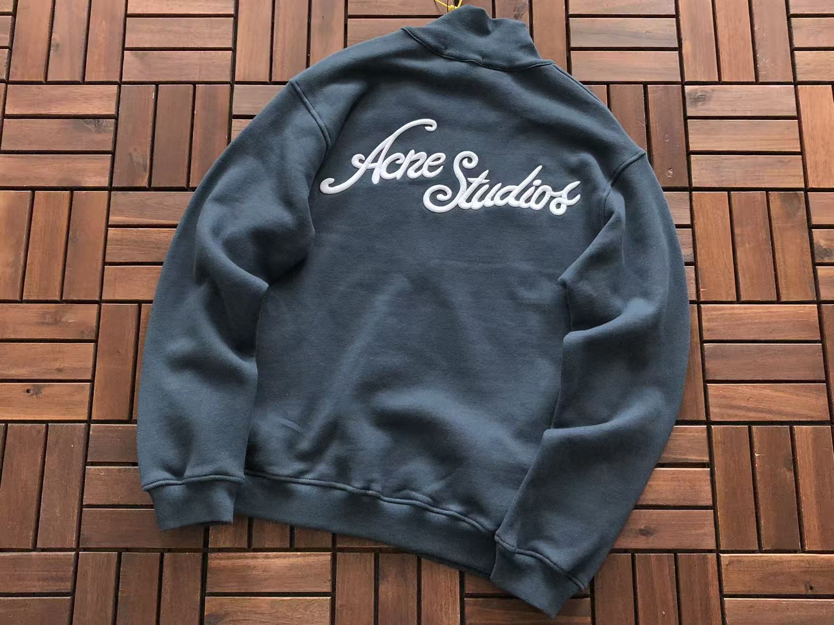 Acne Studios Turtle Neck Logo