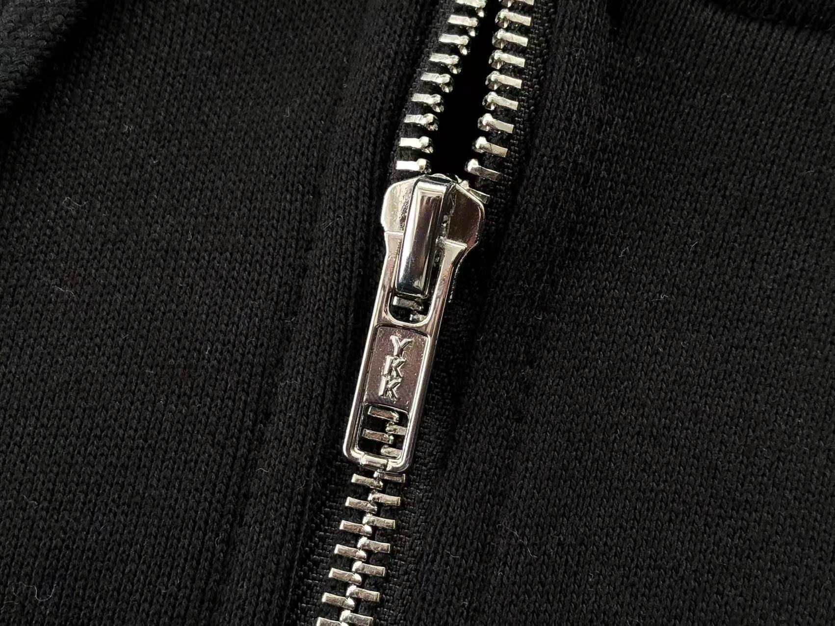 Supreme Campera S Logo