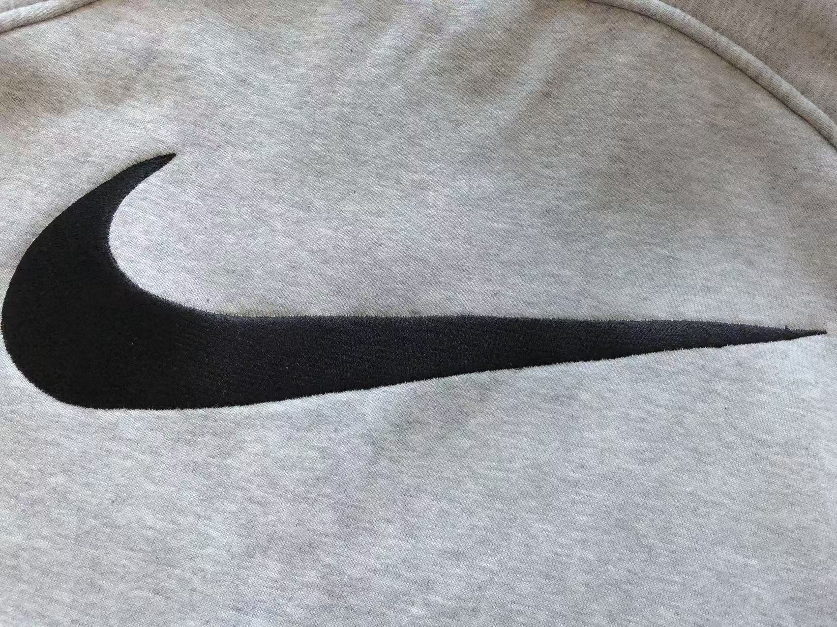 Supreme X Nike Conjunto Tech
