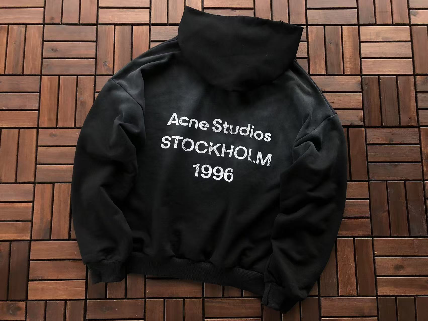Acne Studios Canguro Stockholm