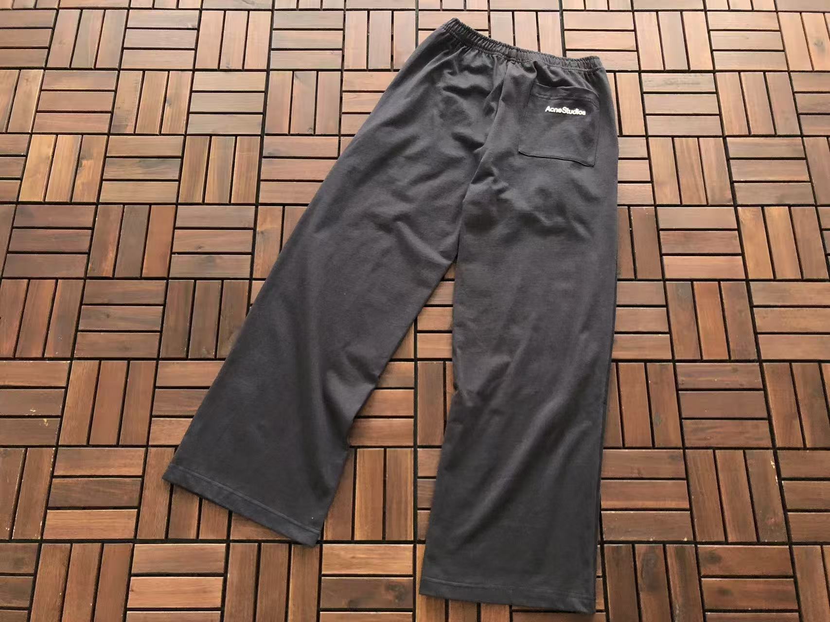 Acne Studios Pantalon Deportivo Basic