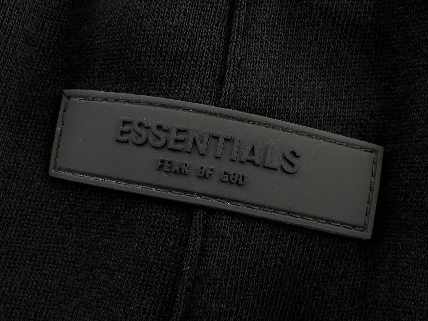 Essentials Conjunto Basic