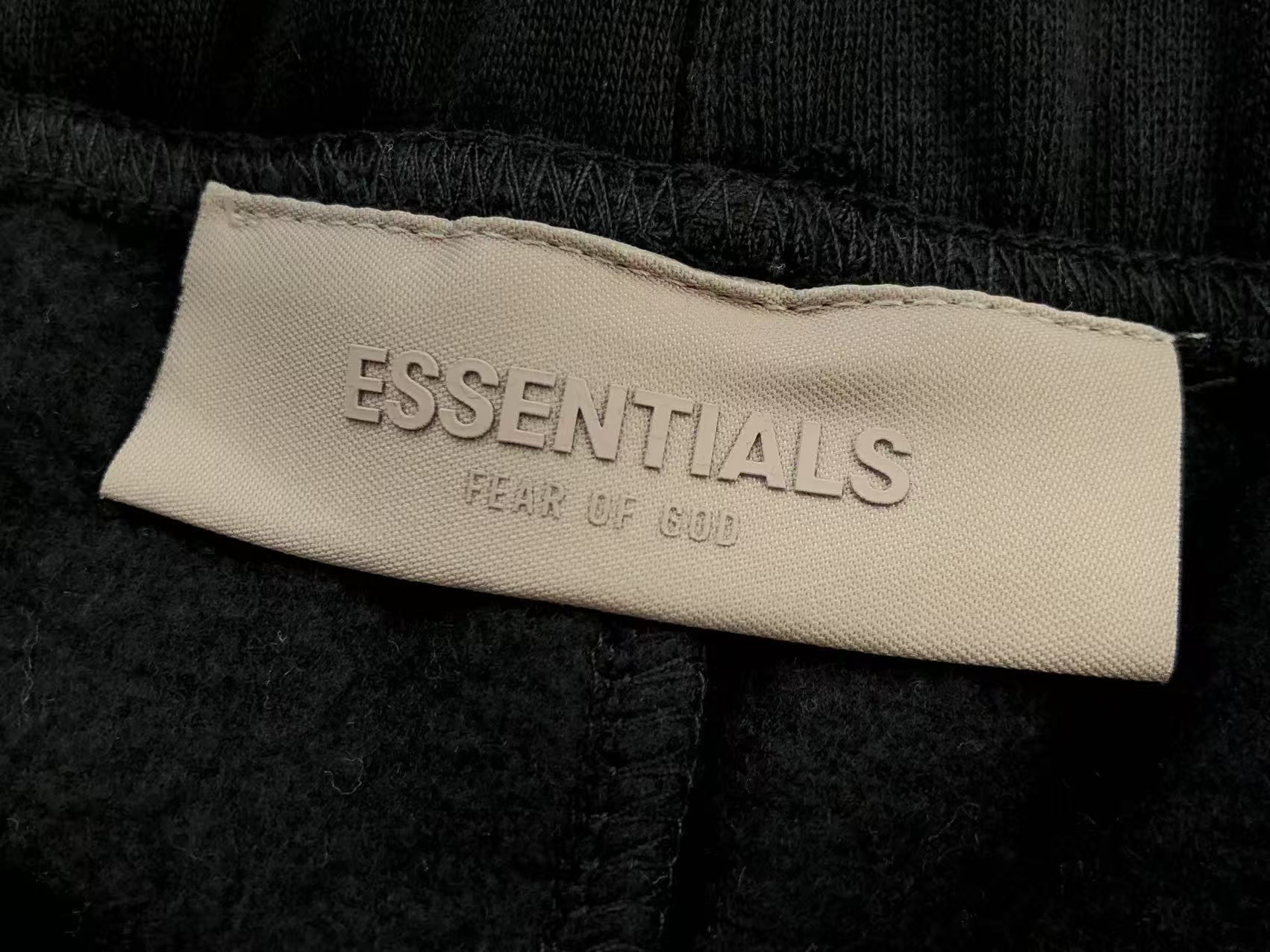 Essentials Conjunto Basic