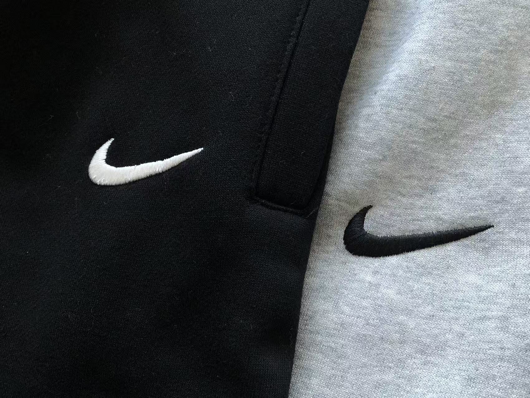 Supreme X Nike Conjunto Tech