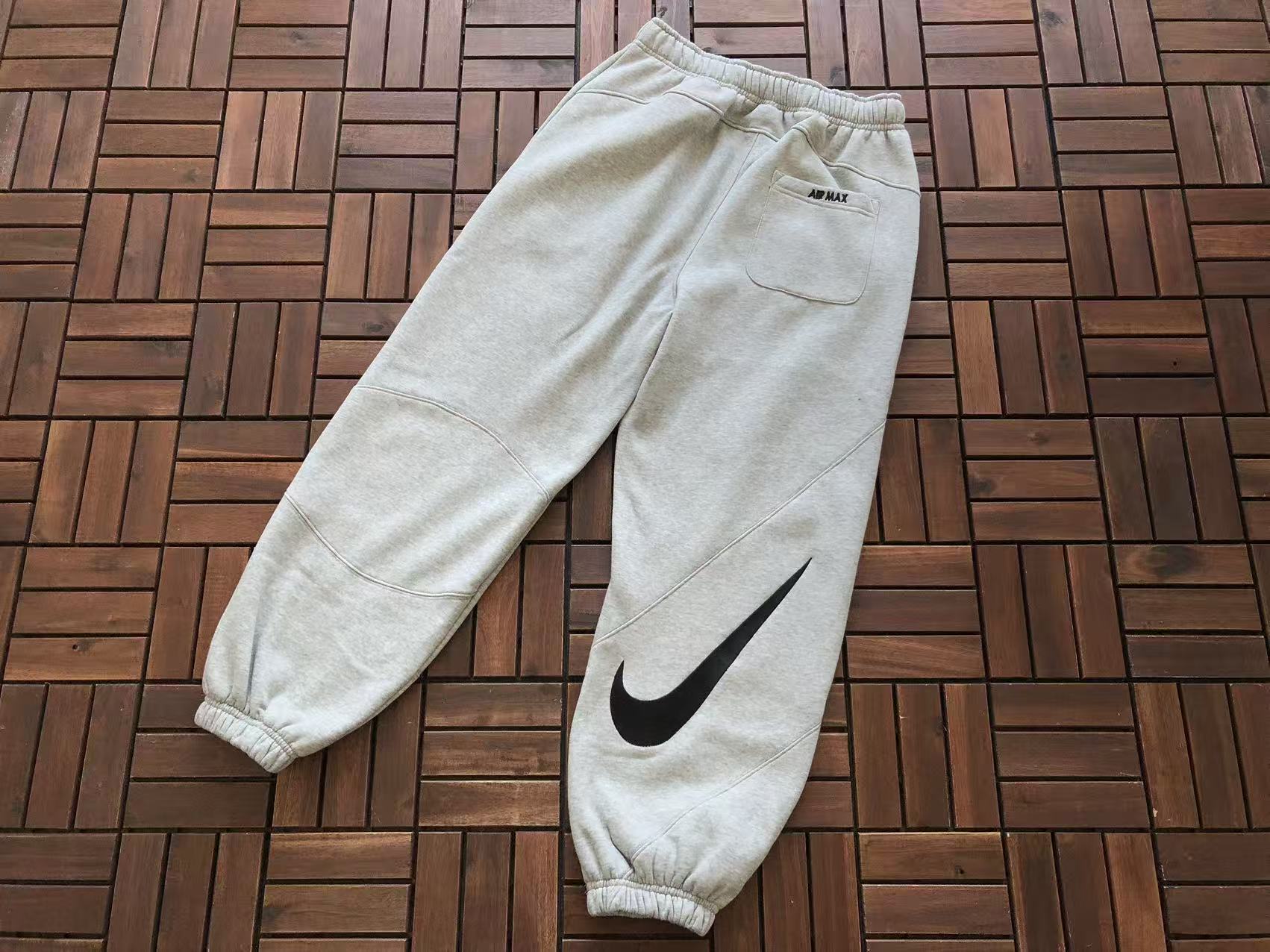 Supreme X Nike Conjunto Tech