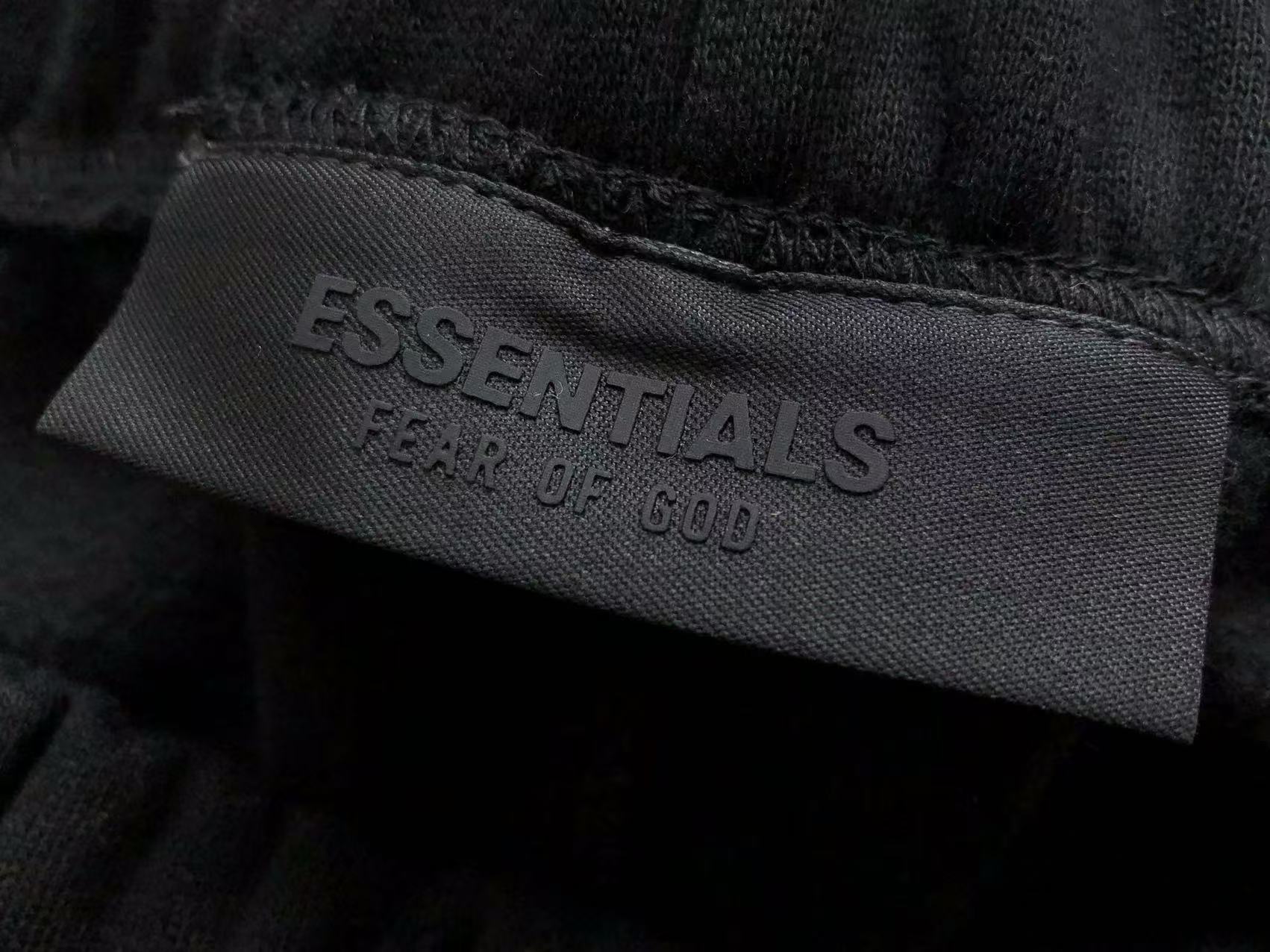 Essentials conjunto