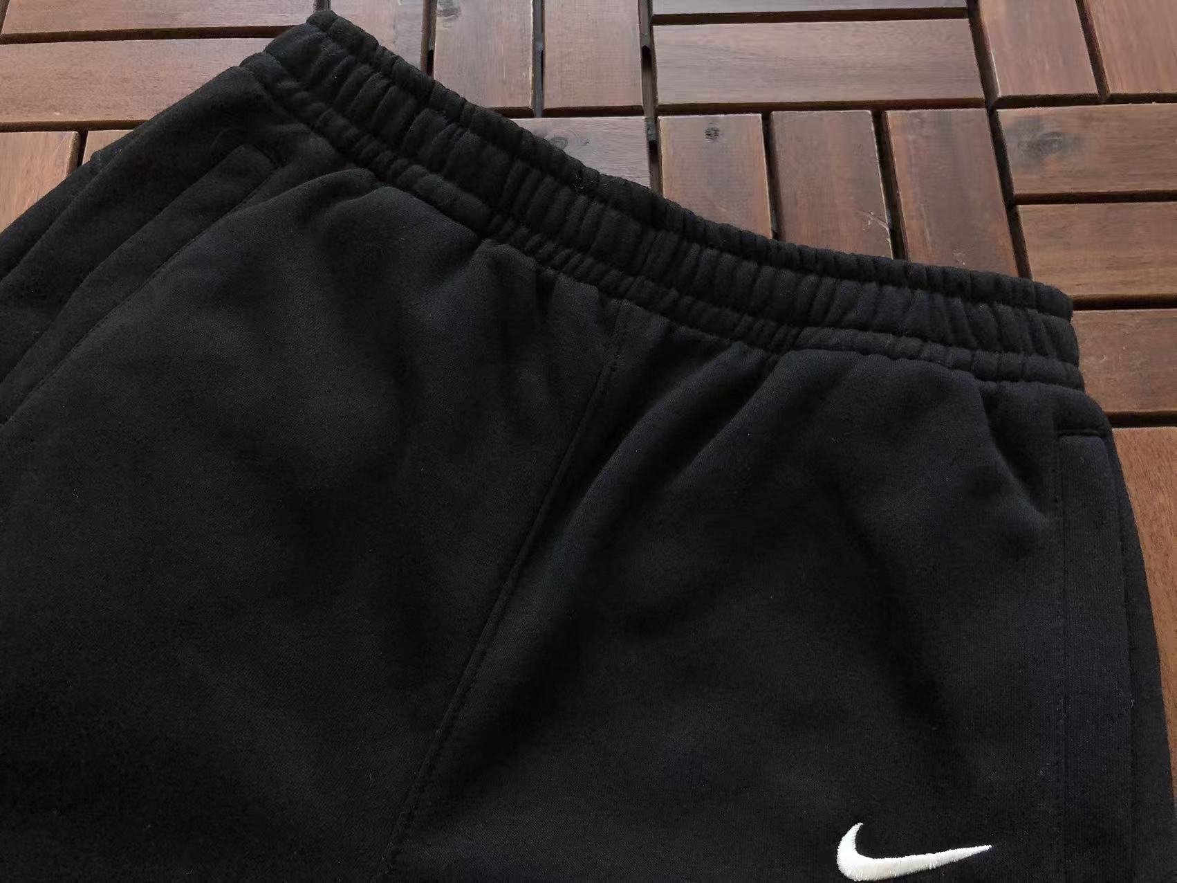 Supreme X Nike Conjunto Tech