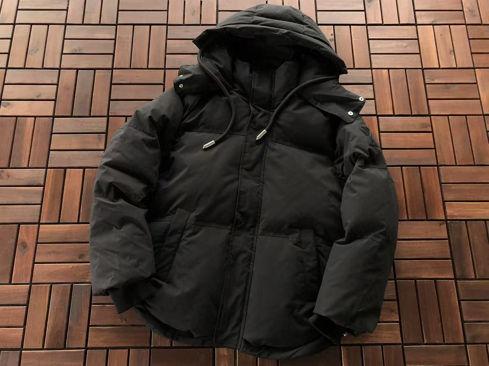 Ami Paris Puffer