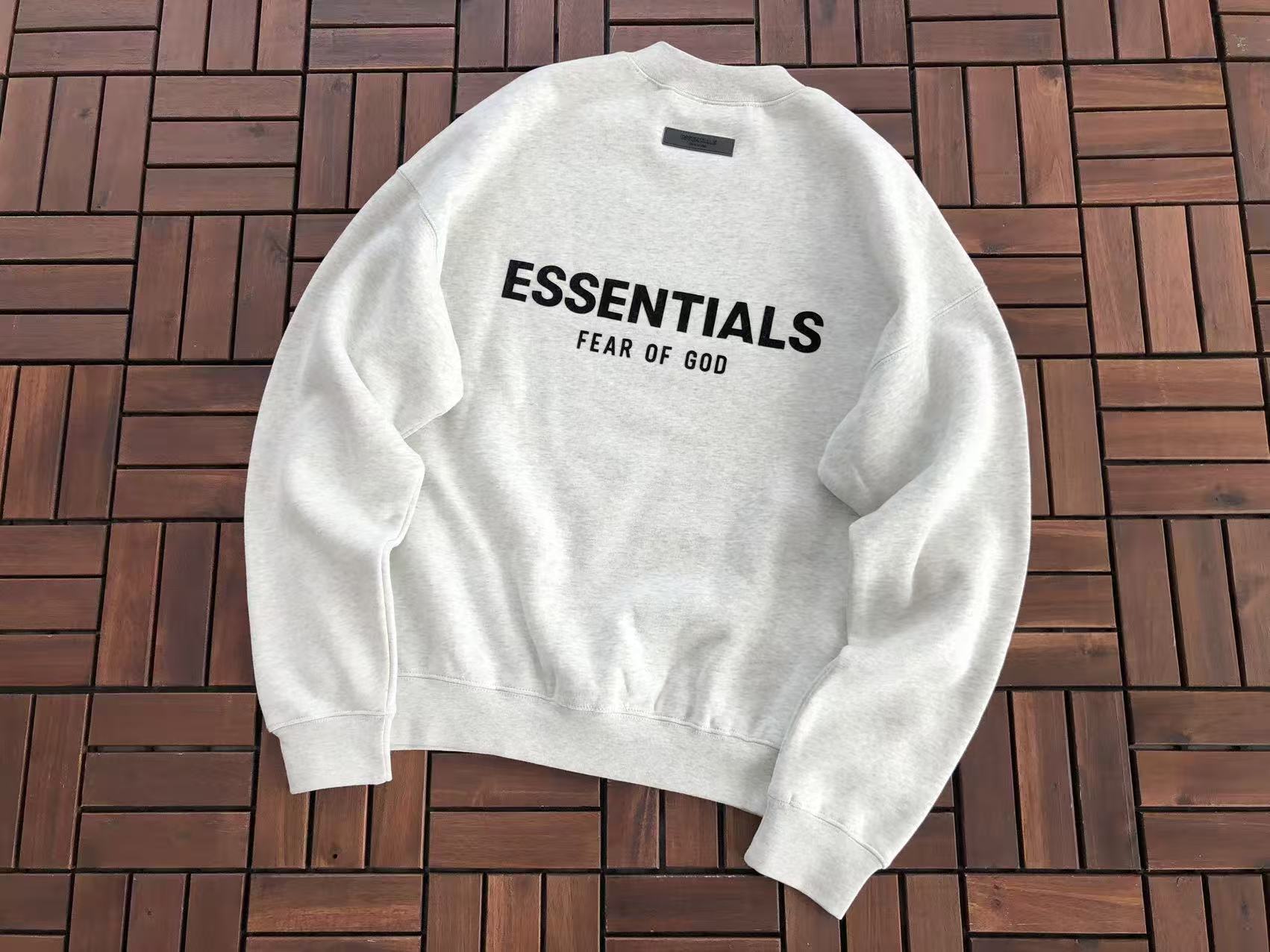 Essentials Conjunto Basic