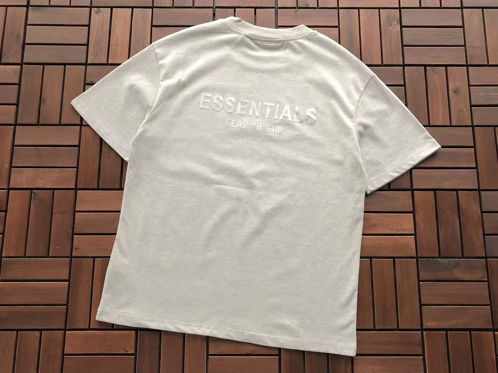 Essentials Remera