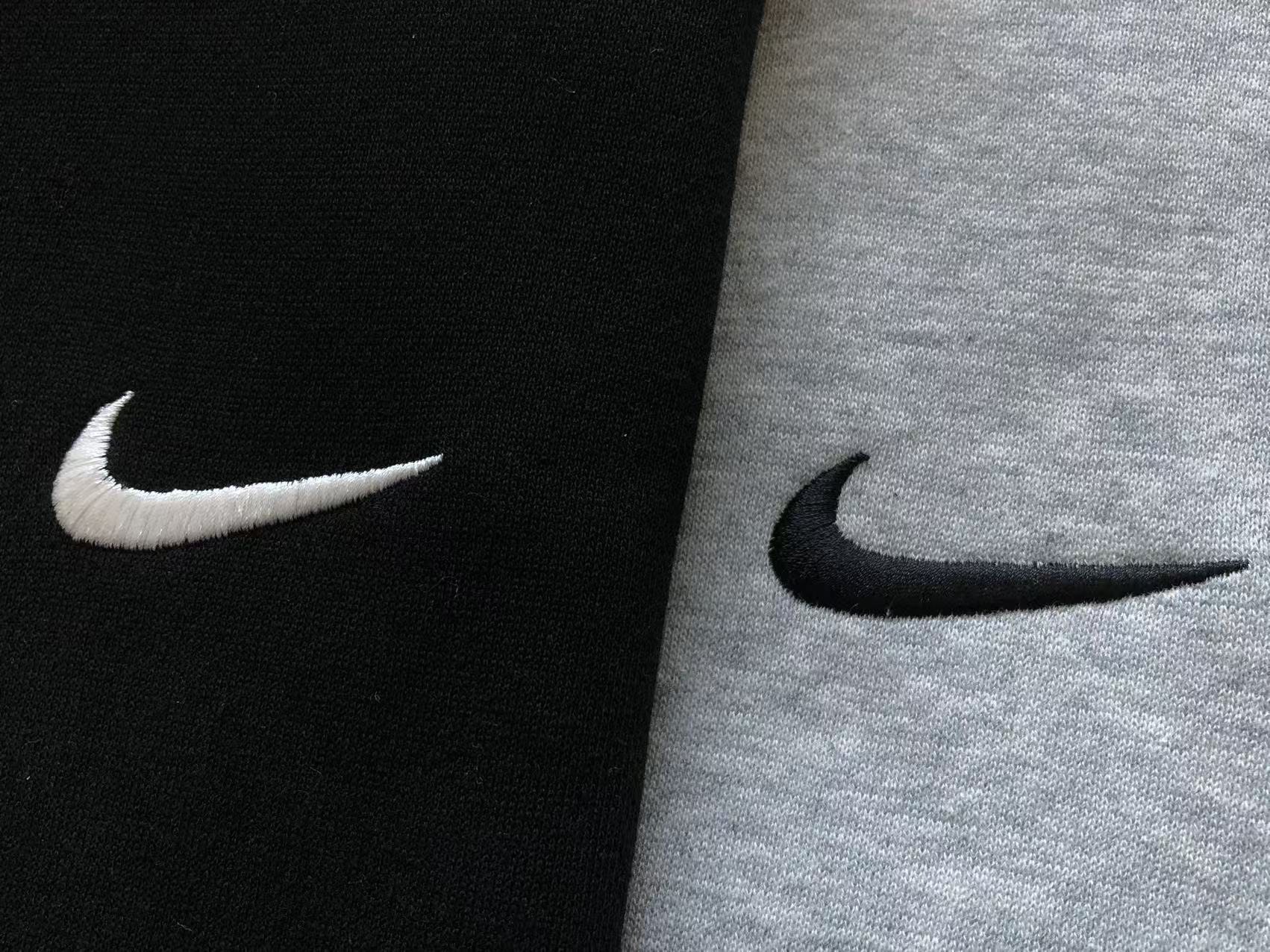 Supreme X Nike Conjunto Tech