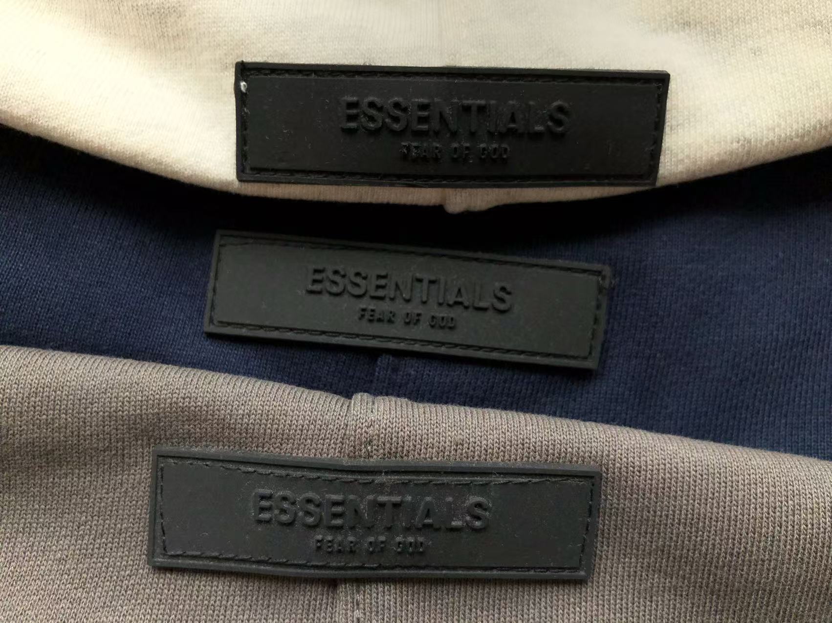 Essentials Bermuda