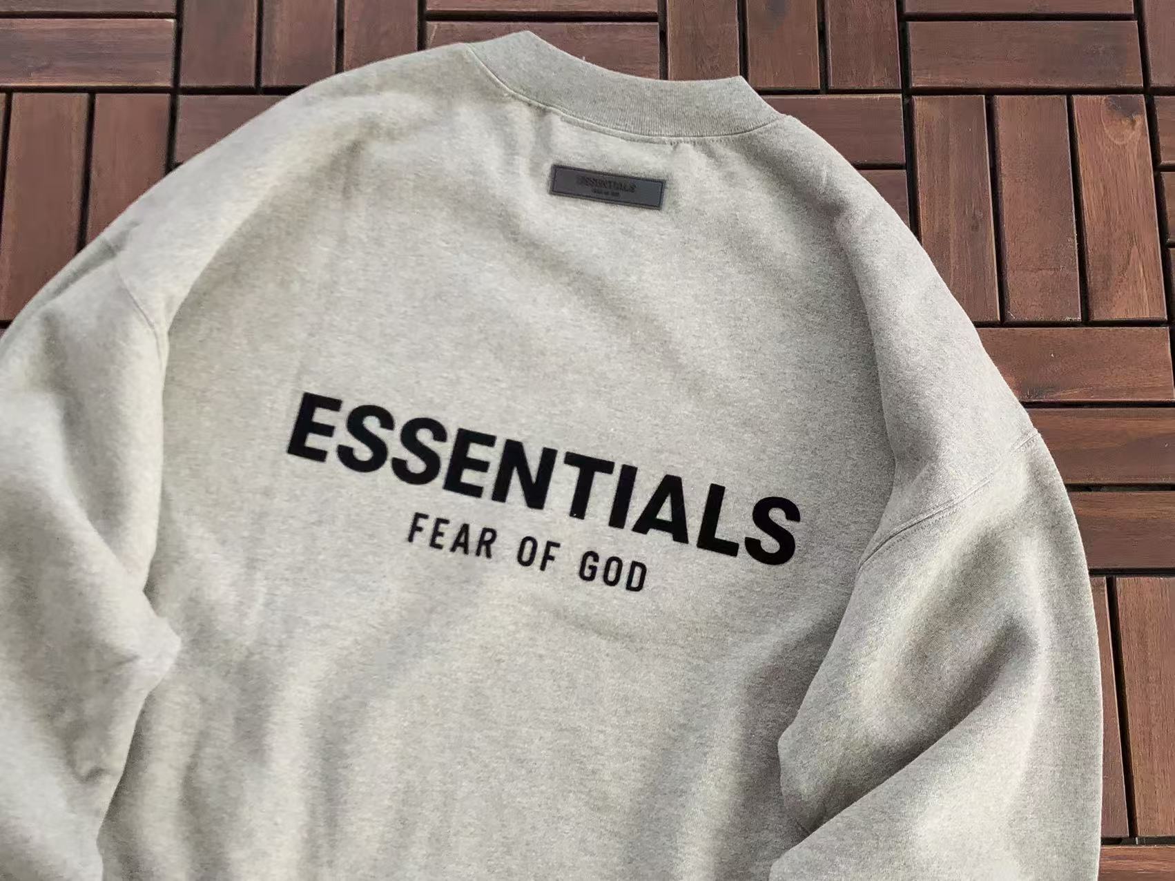 Essentials Conjunto Basic