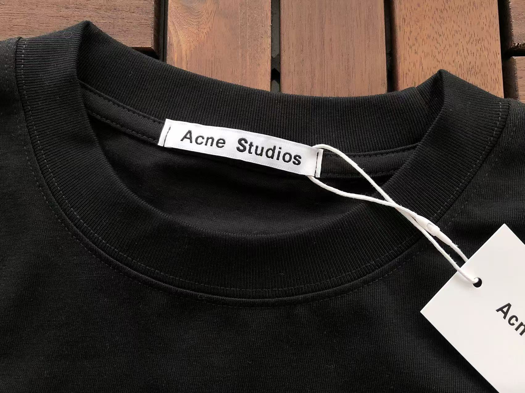 Acne Studios Remera Basic
