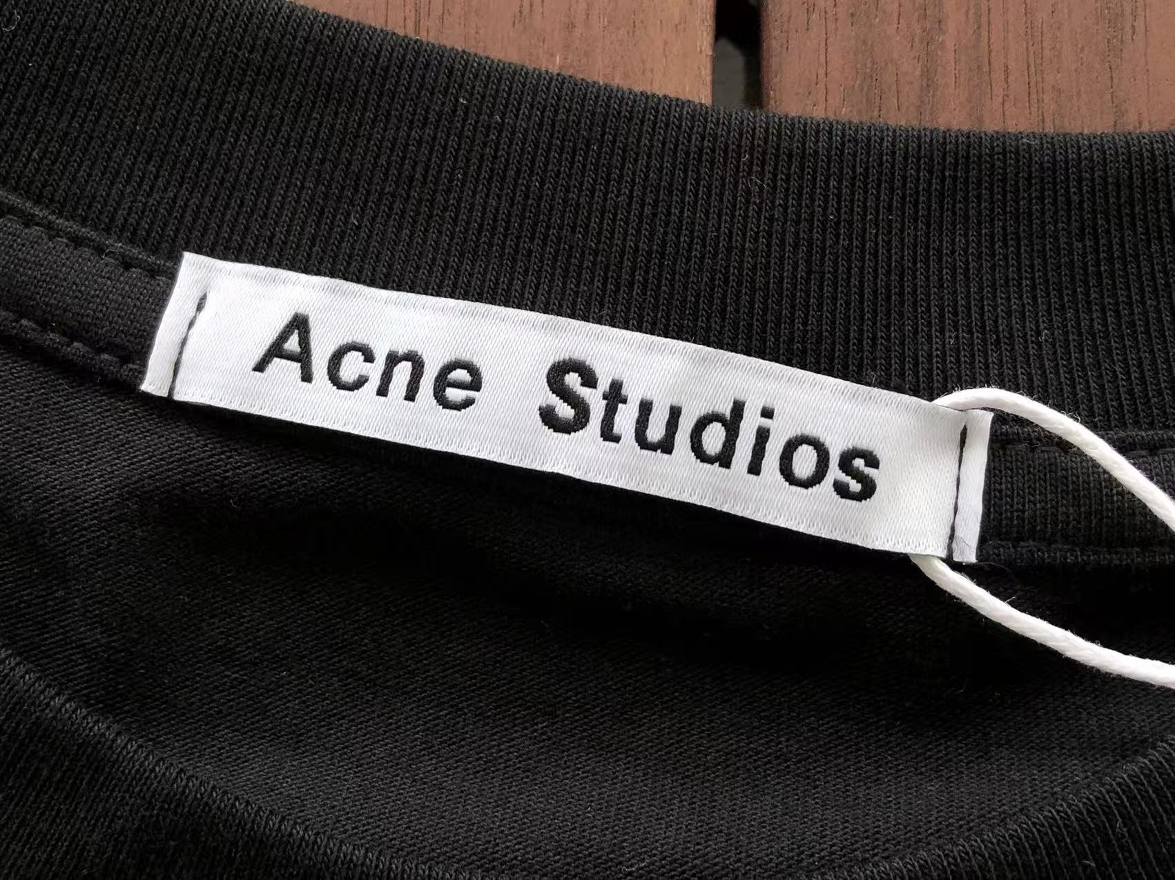 Acne Studios Remera Basic